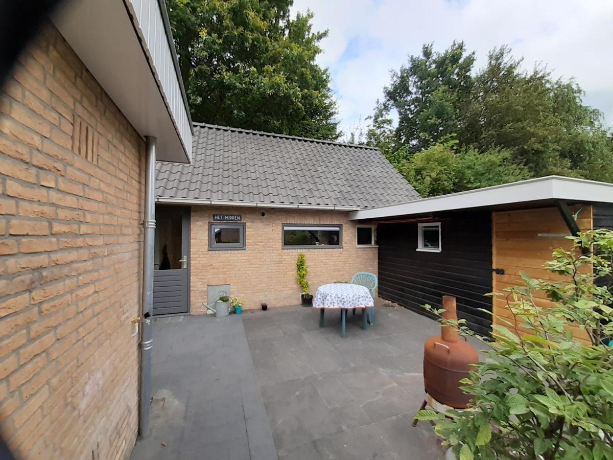 Vakantiehuis Aan Het Bos - Gelegen Aan De Tulpenroute Bant Exterior photo