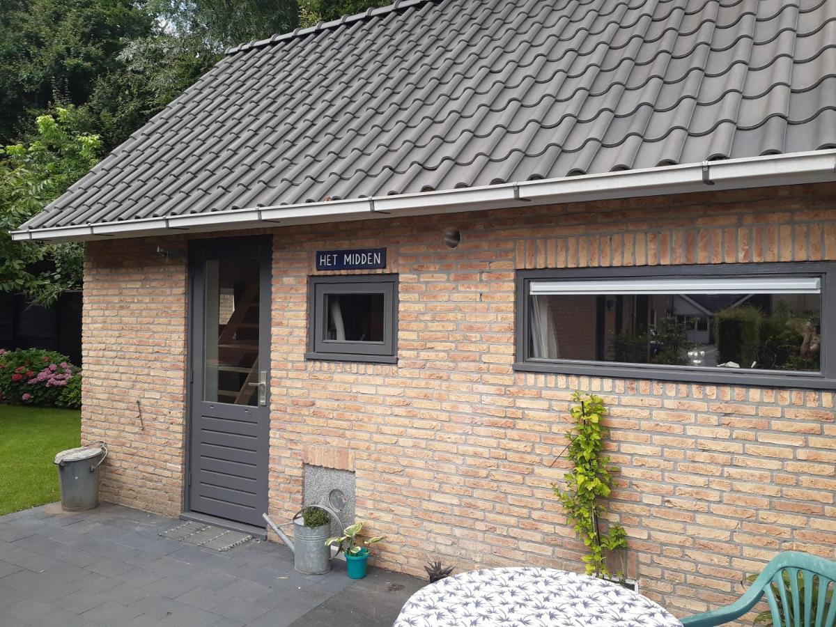 Vakantiehuis Aan Het Bos - Gelegen Aan De Tulpenroute Bant Exterior photo