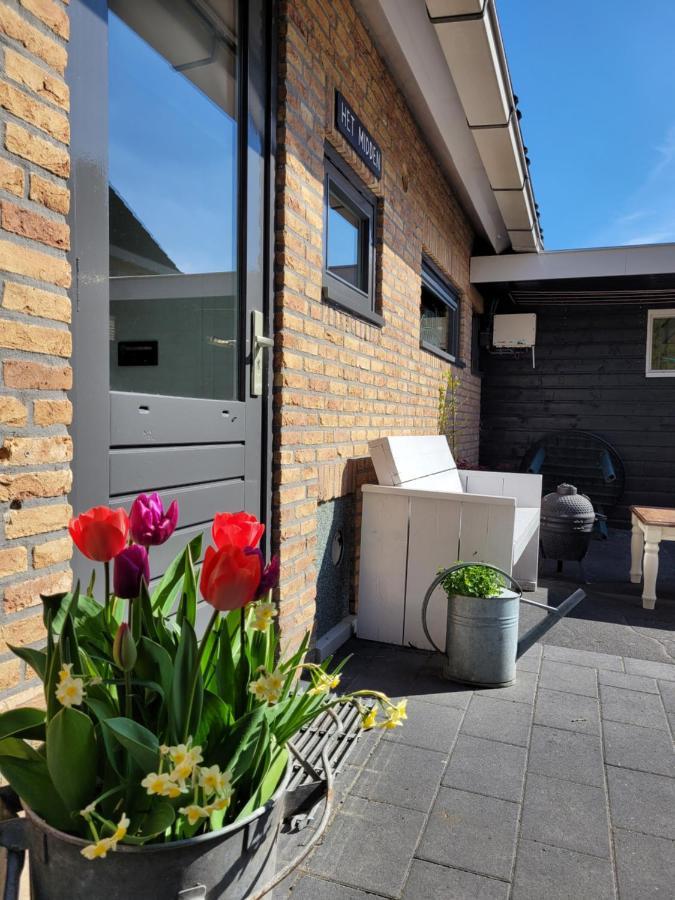 Vakantiehuis Aan Het Bos - Gelegen Aan De Tulpenroute Bant Exterior photo